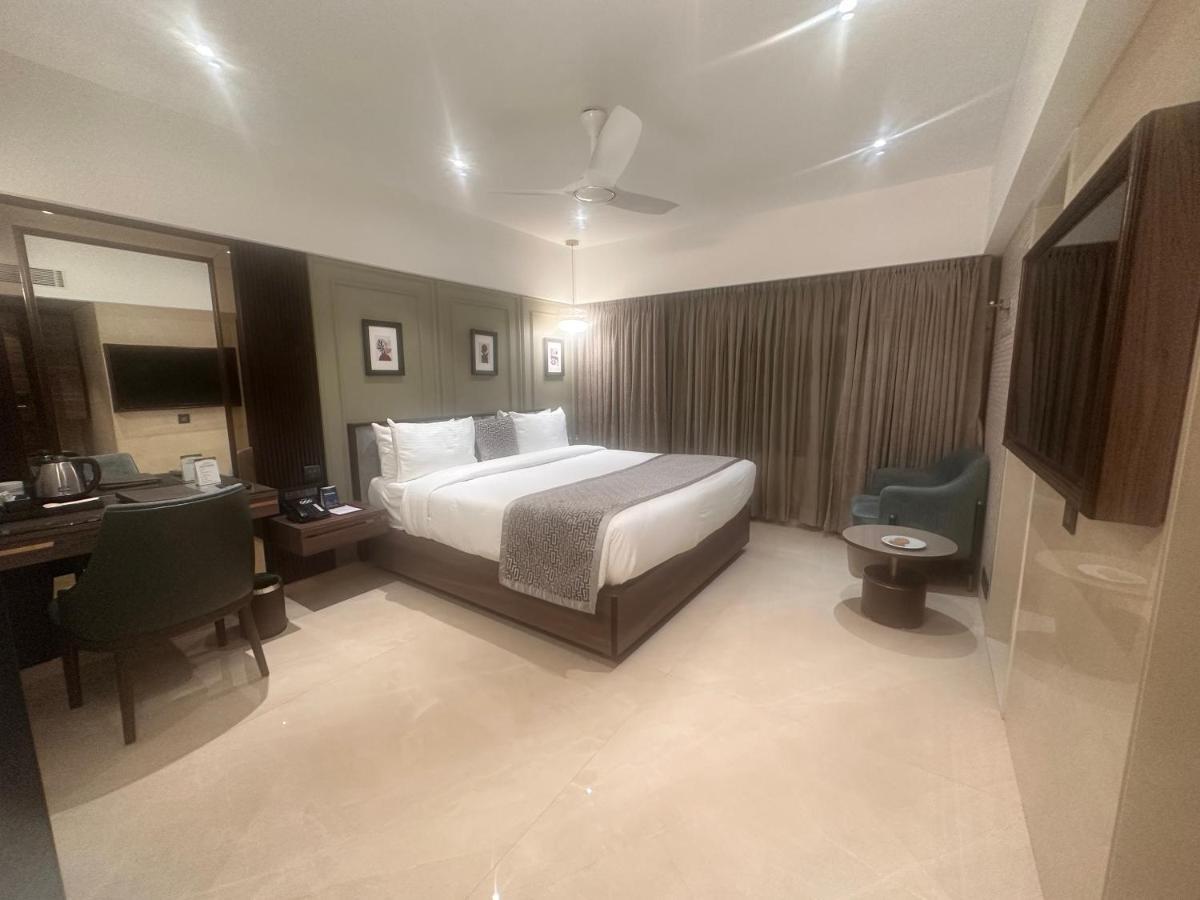Hotel The International By Tunga à Bombay Extérieur photo