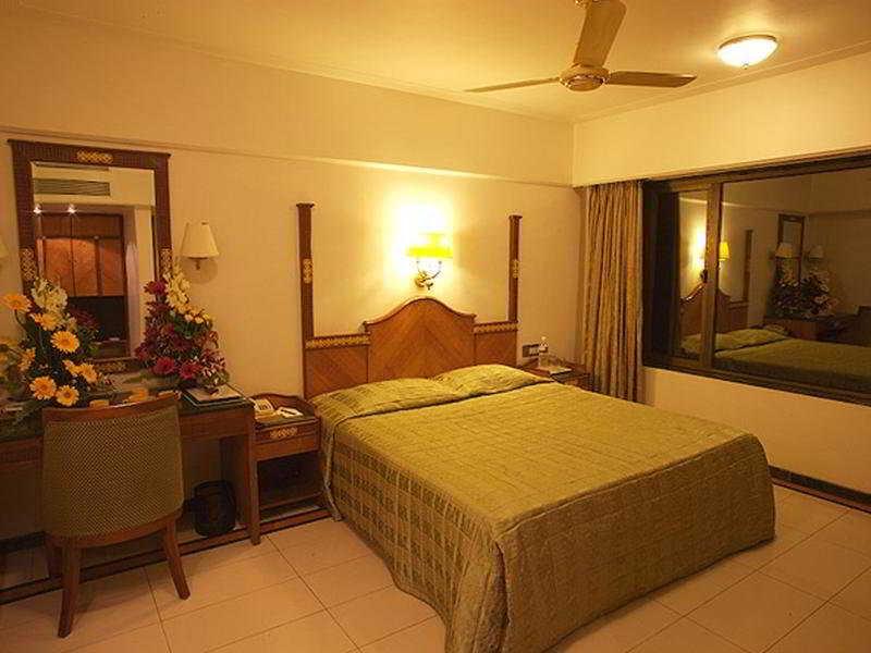 Hotel The International By Tunga à Bombay Extérieur photo