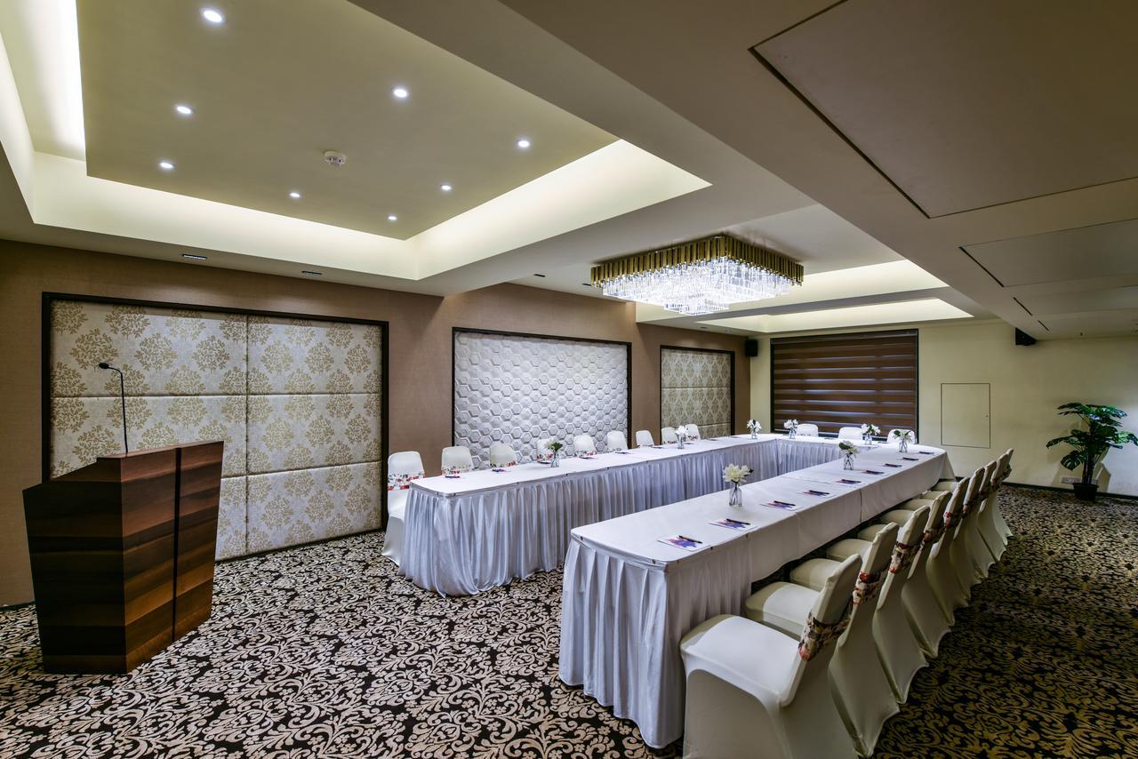 Hotel The International By Tunga à Bombay Extérieur photo