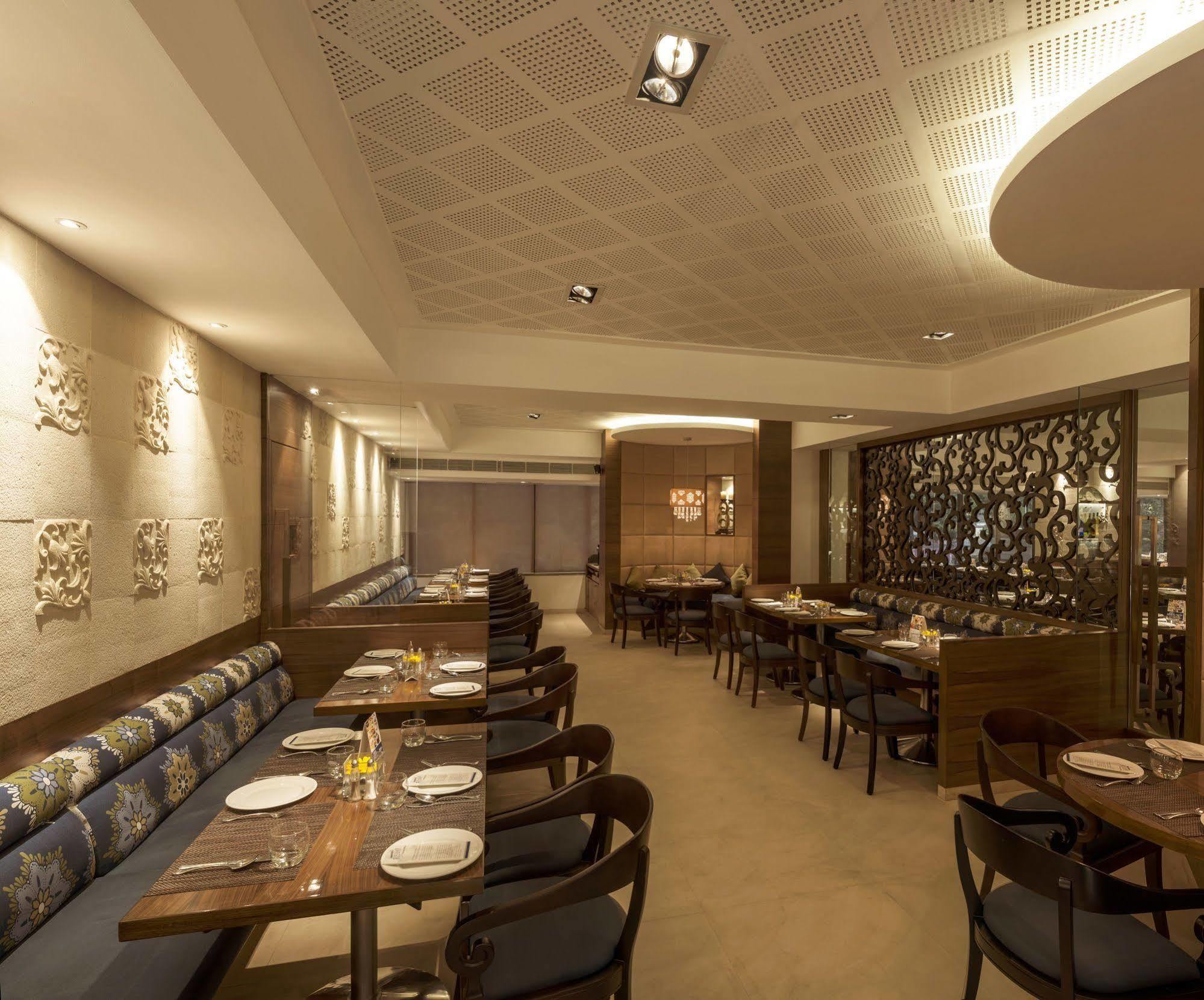 Hotel The International By Tunga à Bombay Extérieur photo