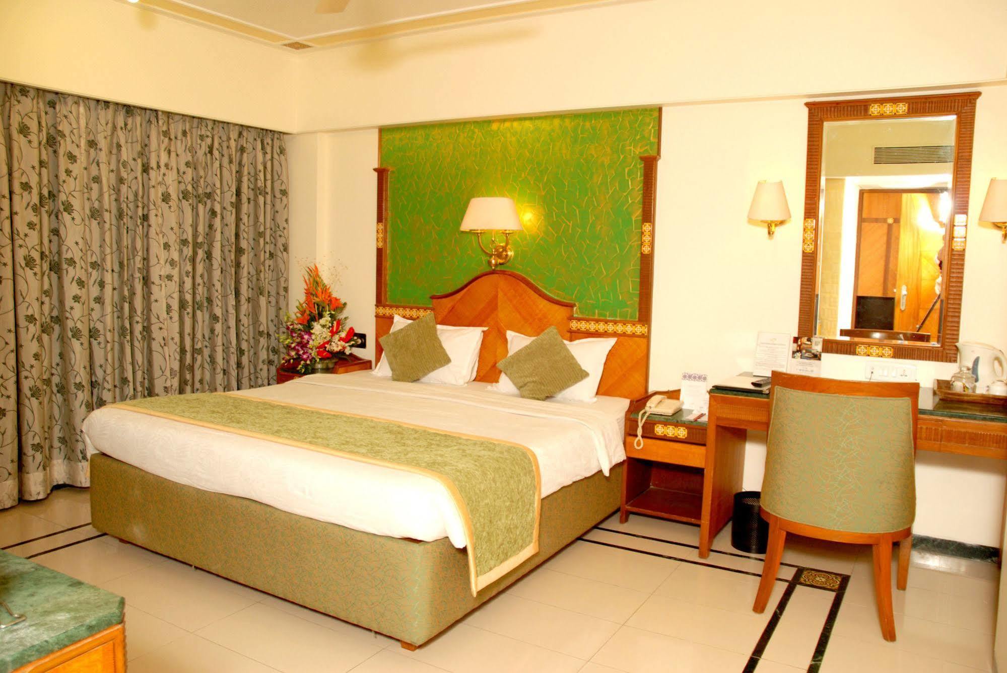 Hotel The International By Tunga à Bombay Extérieur photo