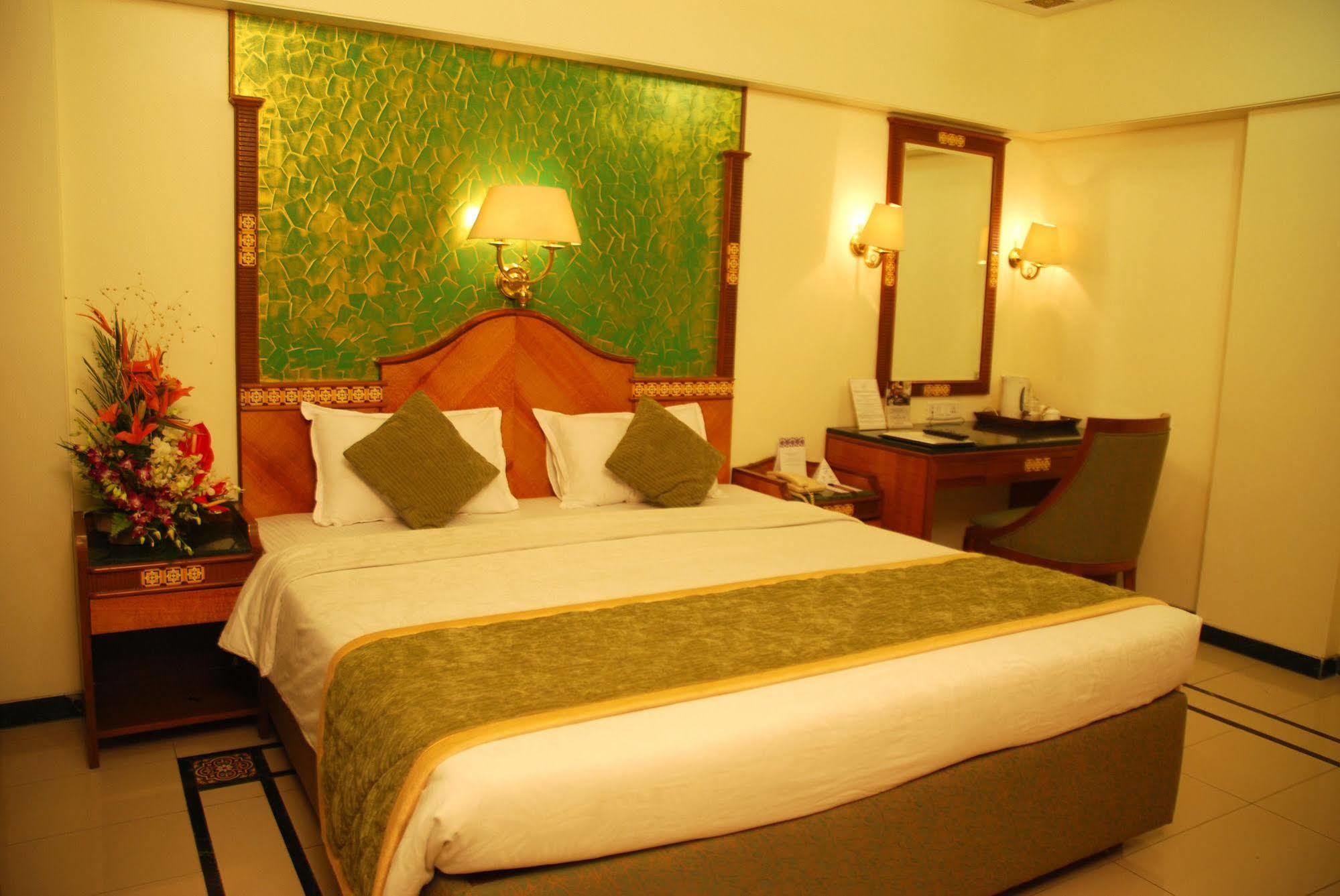 Hotel The International By Tunga à Bombay Extérieur photo