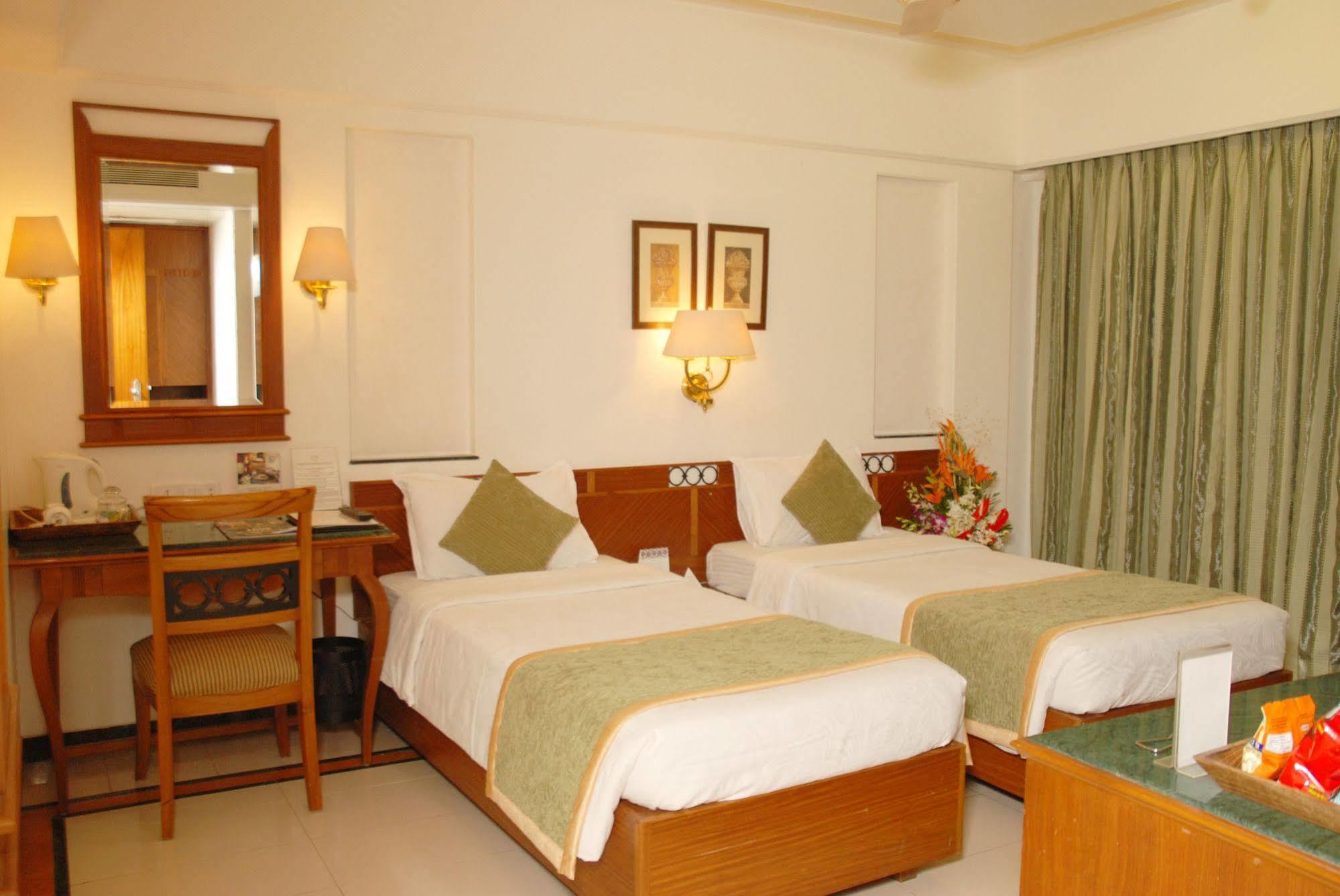 Hotel The International By Tunga à Bombay Extérieur photo